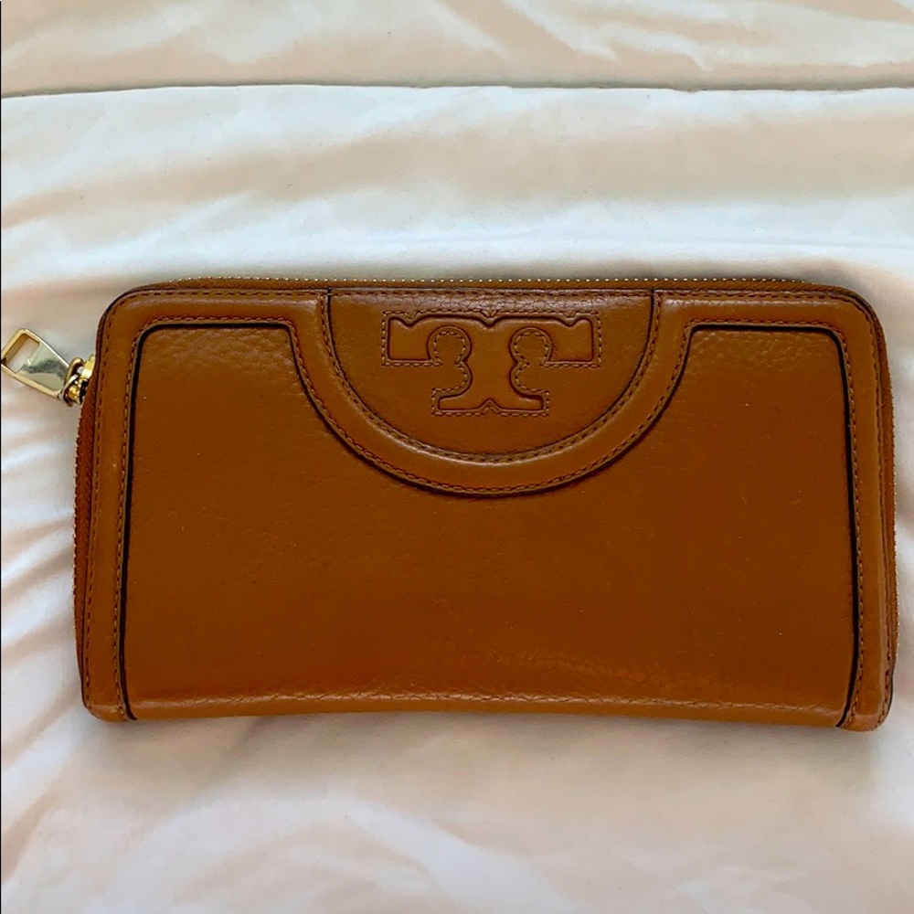 Tory Burch Wallet